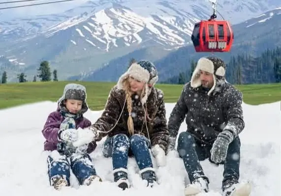 Kashmir Family Tour Package 4 Nights 5 Days